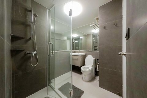 Studio dans le Condo à Yan Nawa, Bangkok, Thaïlande  № 137398 - photo 16