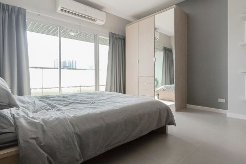 Studio dans le Condo à Yan Nawa, Bangkok, Thaïlande  № 137398 - photo 9