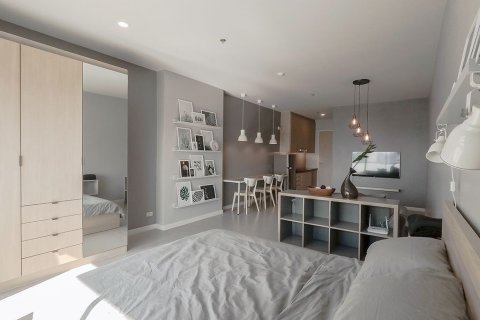 Studio dans le Condo à Yan Nawa, Bangkok, Thaïlande  № 137398 - photo 10