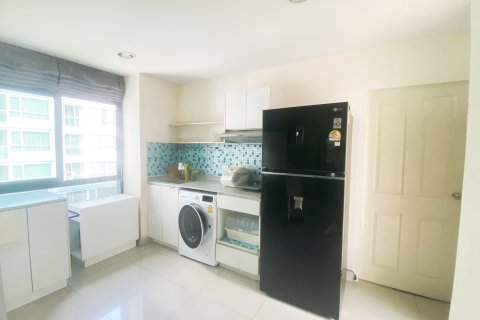 Кондоминиум с 2 спальнями в Пхракханонге, Бангкок, Таиланд № 151767 - фото 4