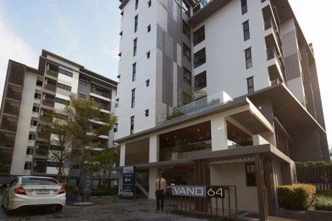 Condo à Phra Khanong, Bangkok, Thaïlande, 2 chambres № 151767 - photo 18