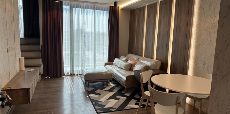 Кондоминиум с 3 спальнями в Пхракханонге, Бангкок, Таиланд № 151766