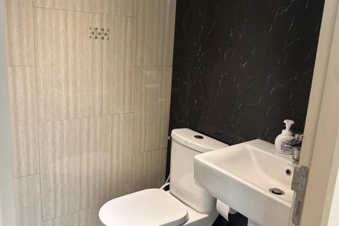 Кондоминиум с 3 спальнями в Пхракханонге, Бангкок, Таиланд № 151766 - фото 6