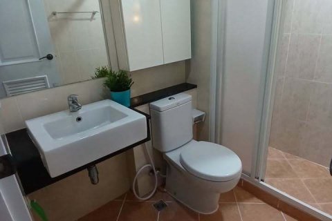 Студия в кондо в Банг Раке, Бангкок, Таиланд № 151768 - фото 5