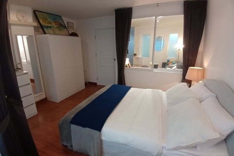 Студия в кондо в Банг Раке, Бангкок, Таиланд № 151768 - фото 11