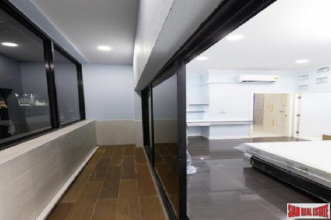 อพาร์ตเมนต์ในกรุงเทพฯ, ประเทศไทย 2 ห้องนอน № 203254 - รูปถ่าย 3