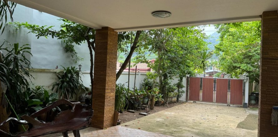 Villa à Kathu, Thaïlande 5 chambres № 140092