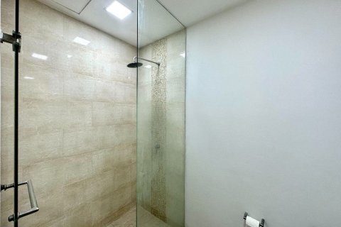 Кондоминиум с 2 спальнями в Ян Наве, Бангкок, Таиланд № 140097 - фото 21