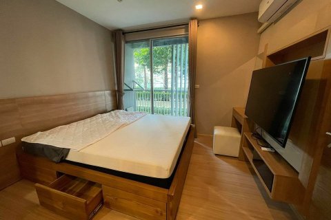 Studio dans le Condo à Khlong Toei, Bangkok, Thaïlande  № 169355 - photo 6