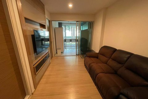 Studio dans le Condo à Khlong Toei, Bangkok, Thaïlande  № 169355 - photo 2