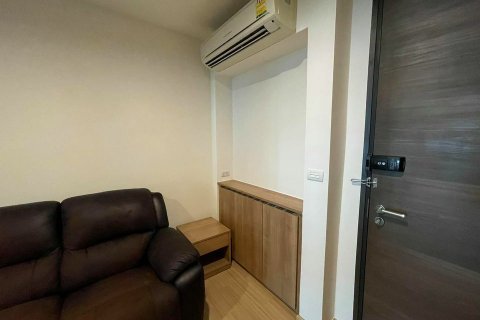 Studio dans le Condo à Khlong Toei, Bangkok, Thaïlande  № 169355 - photo 7