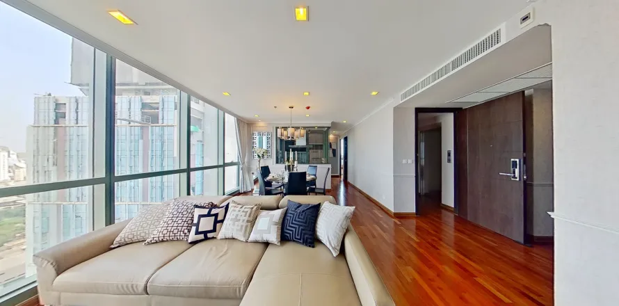 Condo in Ratchathewi, Bangkok, Thailand, 3 bedrooms  № 169354