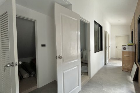 Maison à Prawet, Bangkok, Thaïlande 4 chambres № 144942 - photo 10