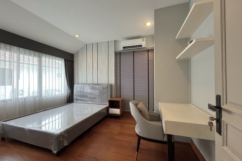 Maison à Prawet, Bangkok, Thaïlande 4 chambres № 144942 - photo 16