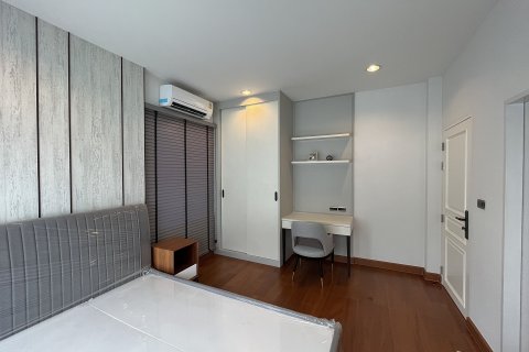 Maison à Prawet, Bangkok, Thaïlande 4 chambres № 144942 - photo 17