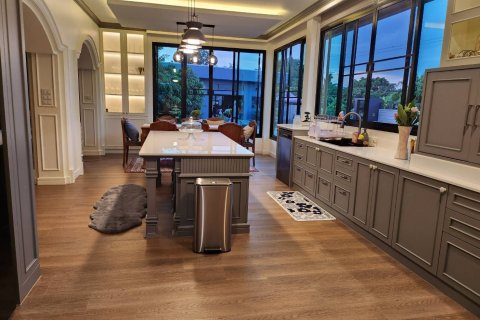 Вилла в Ханг Донге, Таиланд с 6 спальнями  № 144947 - фото 20