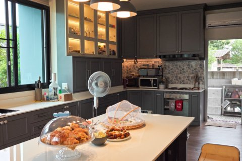 Вилла в Ханг Донге, Таиланд с 6 спальнями  № 144947 - фото 10