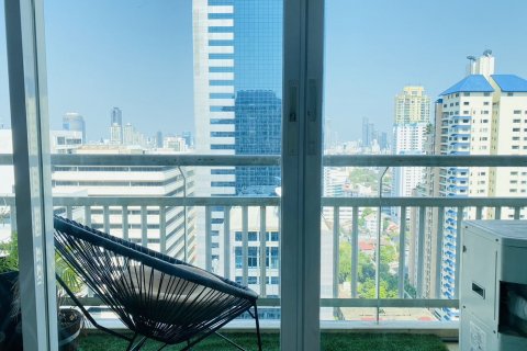 Studio dans le Condo à Watthana, Bangkok, Thaïlande  № 141519 - photo 15