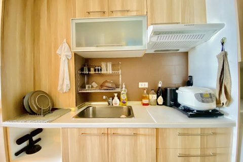 Studio dans le Condo à Watthana, Bangkok, Thaïlande  № 141519 - photo 6