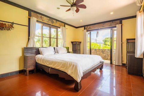 House in Phuket, Thailand 4 bedrooms № 148323 - photo 8
