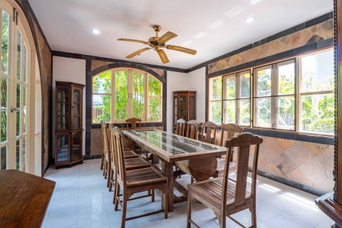 House in Phuket, Thailand 4 bedrooms № 148323 - photo 6