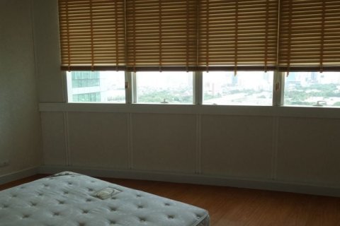 Condo in Khlong Toei, Bangkok, Thailand, 2 bedrooms  № 148324 - photo 6