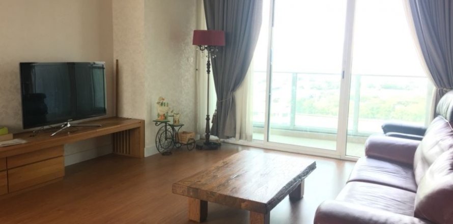 Condo in Khlong Toei, Bangkok, Thailand, 2 bedrooms  № 148324
