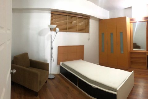 Condo in Watthana, Bangkok, Thailand, 3 bedrooms  № 149993 - photo 7