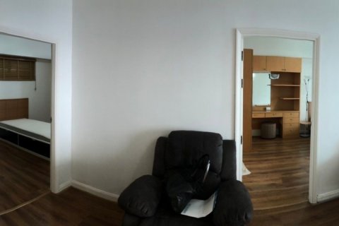 Condo in Watthana, Bangkok, Thailand, 3 bedrooms  № 149993 - photo 10