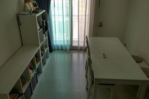 Кондоминиум с 2 спальнями в Клонг Тоэй, Бангкок, Таиланд № 149990 - фото 4