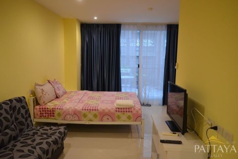 Condo on Jomtien Beach, Pattaya, Thailand, 1 bedroom  № 204046 - photo 3