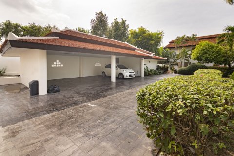 Дом в Паттайе, Таиланд с 9 спальнями  № 167868 - фото 29