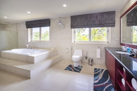 Дом в Паттайе, Таиланд с 9 спальнями  № 167868 - фото 8