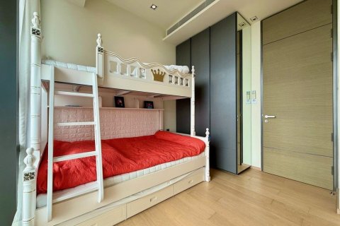 Condo in Pathum Wan, Bangkok, Thailand, 2 bedrooms  № 140743 - photo 16