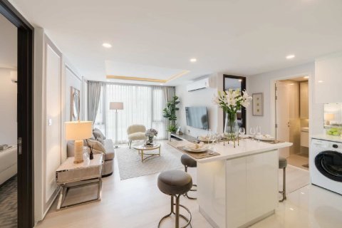 Condo in Phaya Thai, Bangkok, Thailand, 2 bedrooms  № 140745 - photo 2