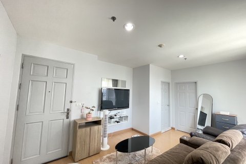 Студия в кондо в Хуай Кванге, Бангкок, Таиланд № 148098 - фото 2