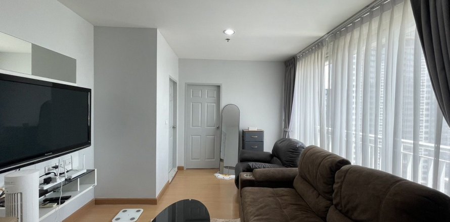 Студия в кондо в Хуай Кванге, Бангкок, Таиланд № 148098