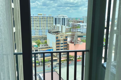 Condo in Bangkok, Thailand, 1 bedroom № 185332 - photo 2