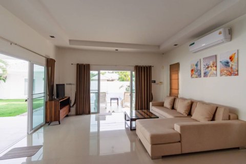 Villa in Hua Hin, Thailand 3 bedrooms № 158912 - photo 9