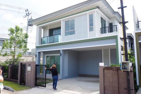 House in Suan Luang, Bangkok, Thailand 3 bedrooms № 158911