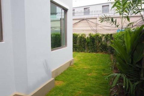 House in Suan Luang, Bangkok, Thailand 3 bedrooms № 158911 - photo 7