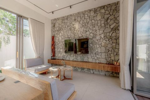 Villa in Pattaya, Thailand 4 bedrooms № 158913 - photo 3