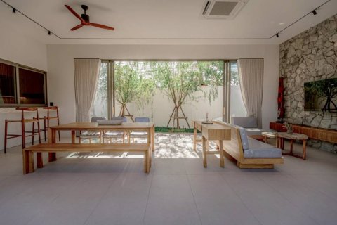Villa in Pattaya, Thailand 4 bedrooms № 158913 - photo 10