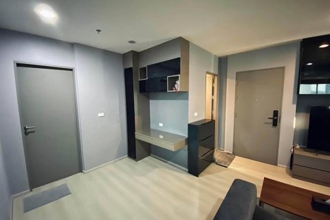 Кондоминиум с 2 спальнями в Дин Даенге, Бангкок, Таиланд № 158914 - фото 5