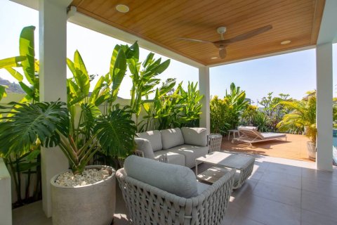 Villa in Hua Hin, Thailand 4 bedrooms № 158916 - photo 7