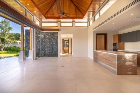 Penthouse in Phuket, Thailand 3 bedrooms № 150487 - photo 13