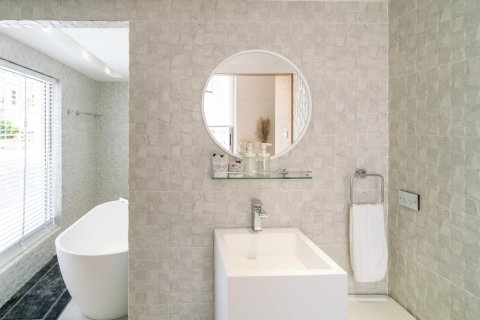 Penthouse in Phuket, Thailand 3 bedrooms № 150491 - photo 12