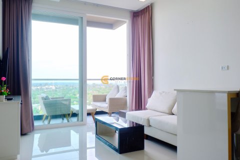 Studio dans le Condo à Bang Sare, Thaïlande  № 174065