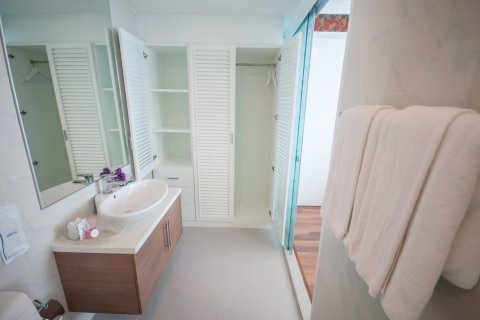 Condo in Hua Hin, Thailand, 3 bedrooms № 146097 - photo 15