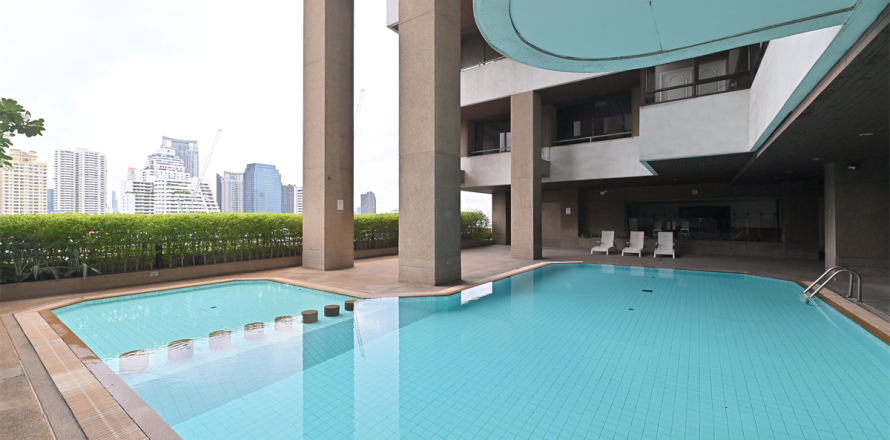 Condo à Bangkok, Thaïlande, 3 chambres  № 188290